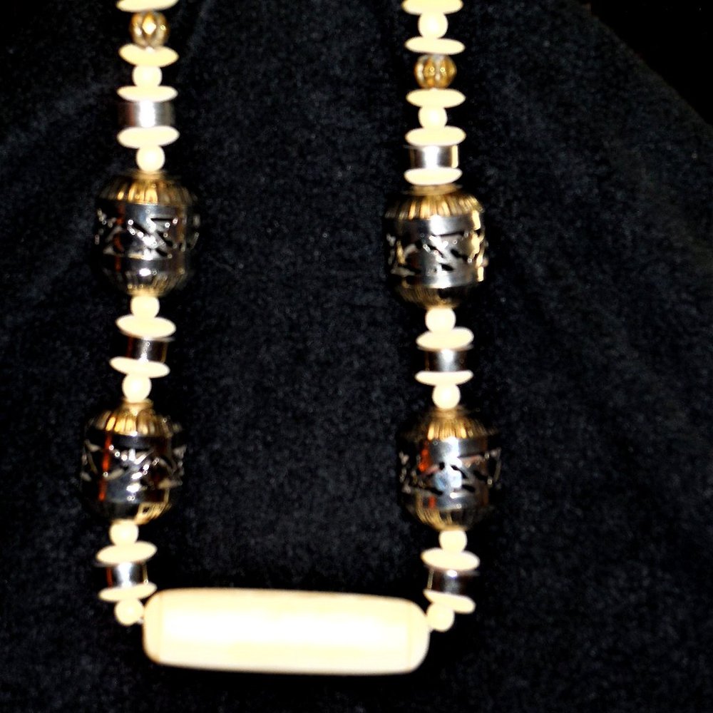 Necklace Bone and Silver